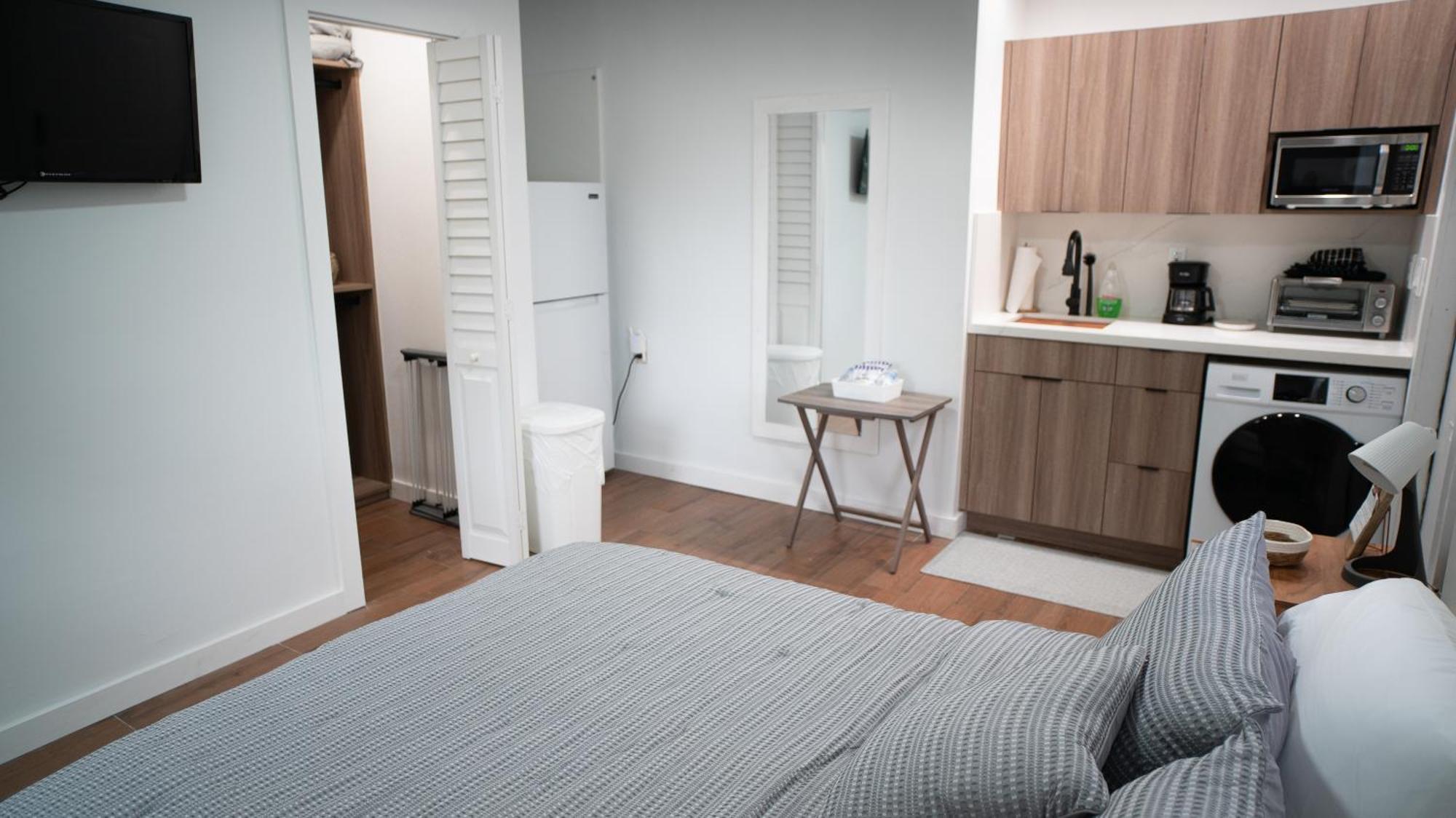 Apartment Stylish Near Wynwood & Design District Miami